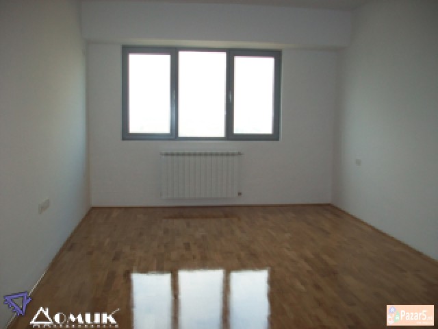 Domik Prodava Nov 3 Soben Stan Vo City Tower