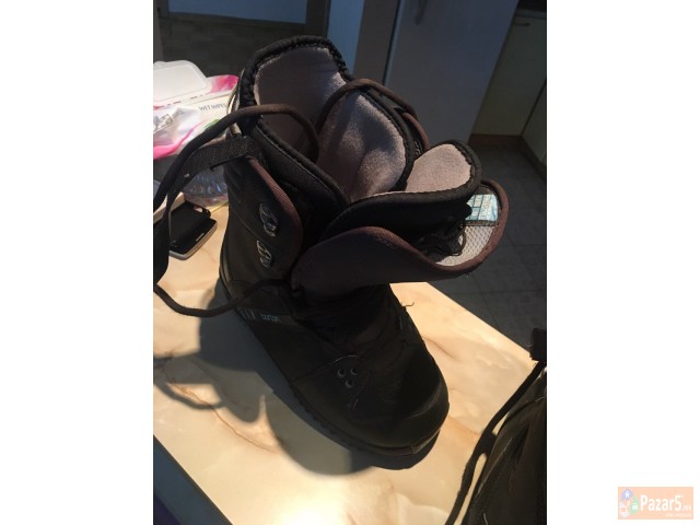 Burton Freestyle Snowboard Cevli Br.41