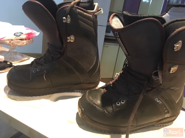 Burton Freestyle Snowboard Cevli Br.41