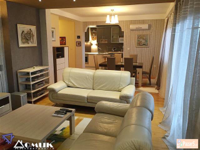 Domik Izdava Ekstra Luksuzna Kuka Vo Crnice