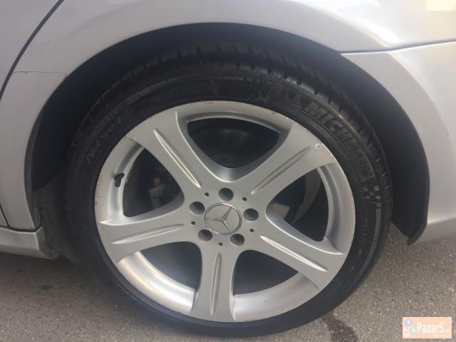 Se Prodava Mercedes 320 Cls