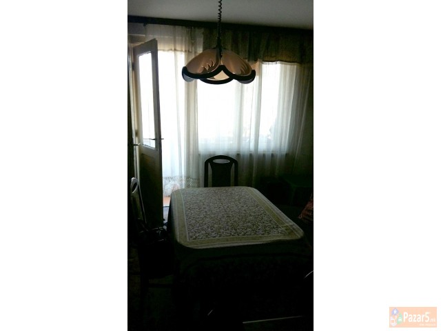 СЕ ПРОДАВА 3-СОБЕН СТАН ВО КАРПОШ 1