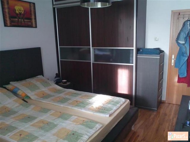 Se Iznajmuva Dvosoben Stan Vo Karposh 3