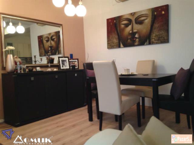 Domik Izdava Nov Lux Stan Kaj Soboren Hram