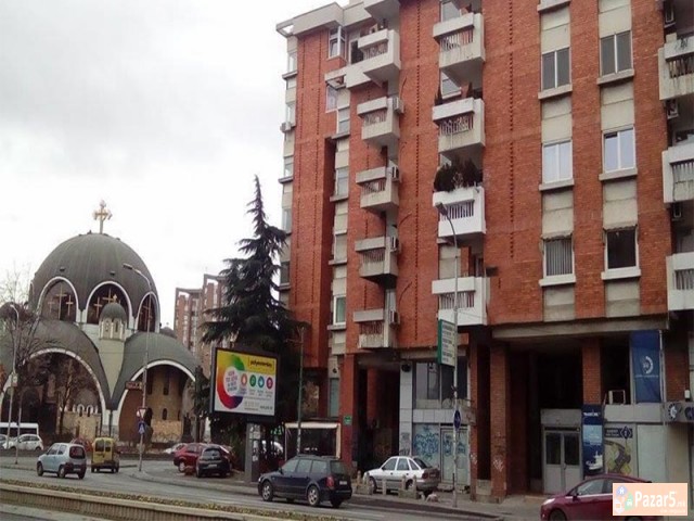 Se Izdava Deloven Prostor Vo Centar