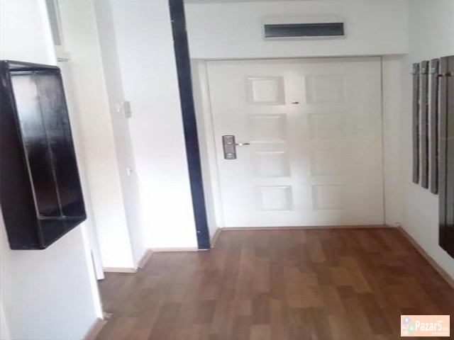 Se Izdava Deloven Prostor Vo Centar