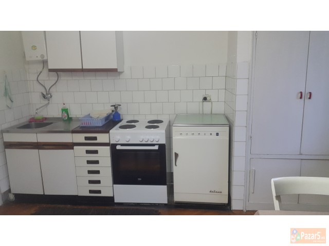 Se Izdava Stan Karpos2 Sproti Dramski