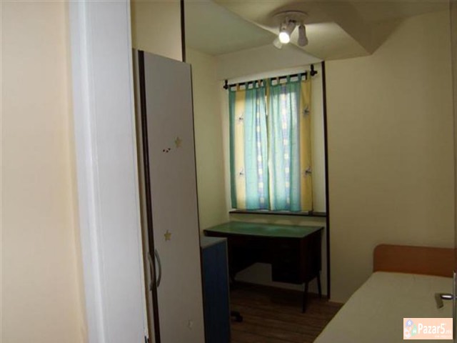 Se Izdava 4-soben Stan Vo Aerodrom