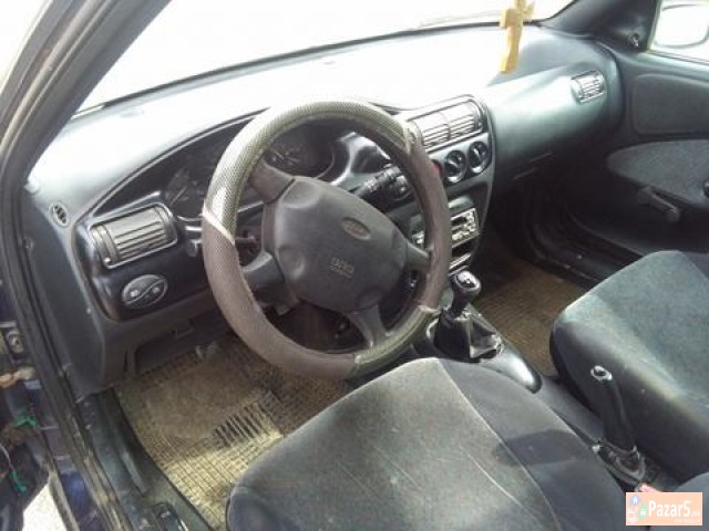 Prodavam Ford Escort 1.8 Obicen Dizel