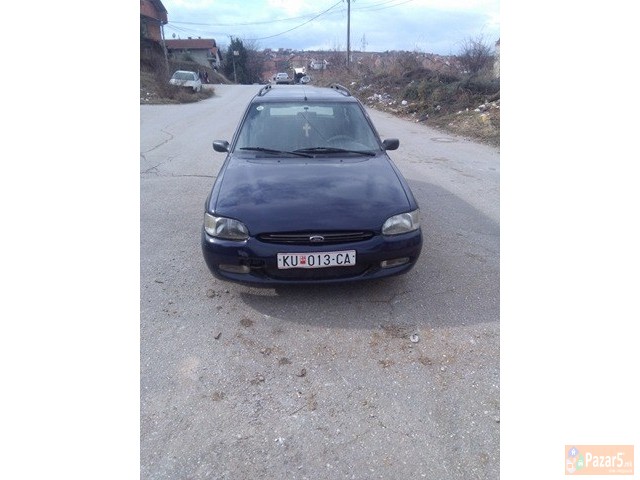 Prodavam Ford Escort 1.8 Obicen Dizel