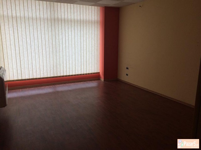 Se Izdava Deloven Prostov Vo Aerodrom