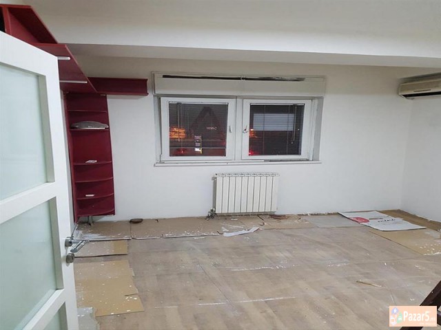 Se Izdava Deloven Prostor Vo Centar