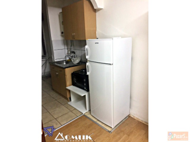 Domik Izdava Namestena Garsonjera Vo Novo Lisice