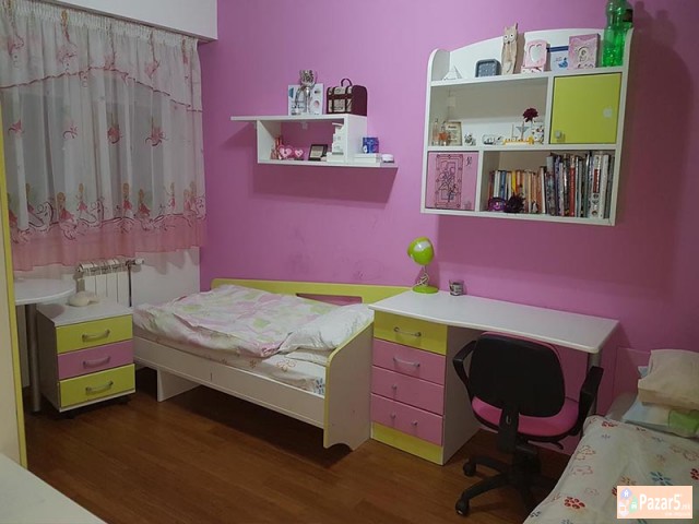 Se Izdava Trosoben Stan Vo Taftalidze 2