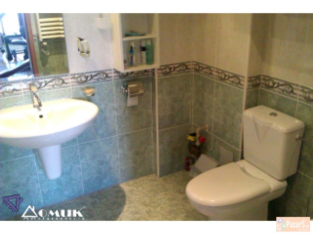 Domik Izdava Luksuzen 4-soben Stan Na 50 Divizija