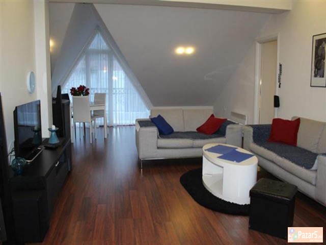 Se Izdava Trosoben Stan Vo Zdanec