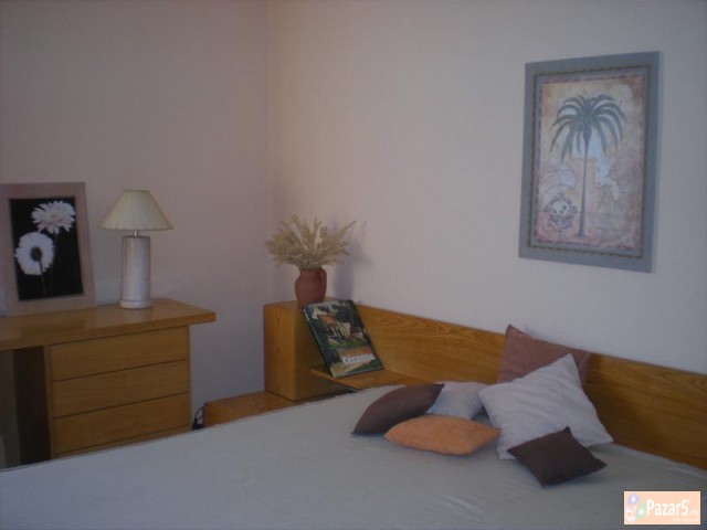 Se Izdava Cetvorosoben Stan Vo Aerodrom