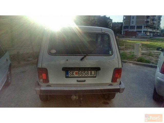 Се продава лада нива 4x4 2006