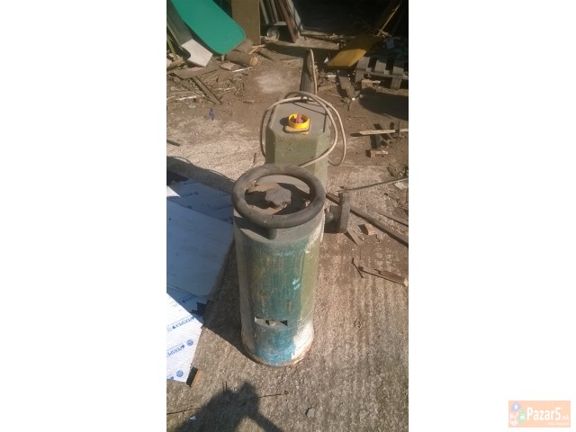 Prodavam Masini Za Poliranje Brusenje Struzenje