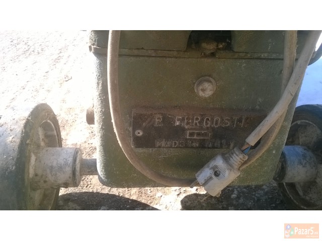 Prodavam Masini Za Poliranje Brusenje Struzenje