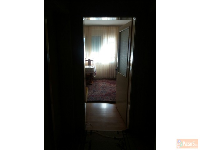 Се продава куќа во Бутел