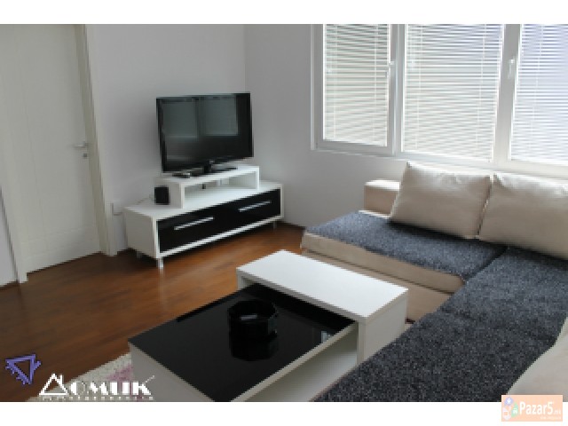 Domik Izdava Nov 2 Soben Stan КАЈ Univerzalna Sala