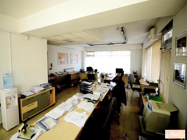 Se Izdava Deloven Prostor Vo Centar