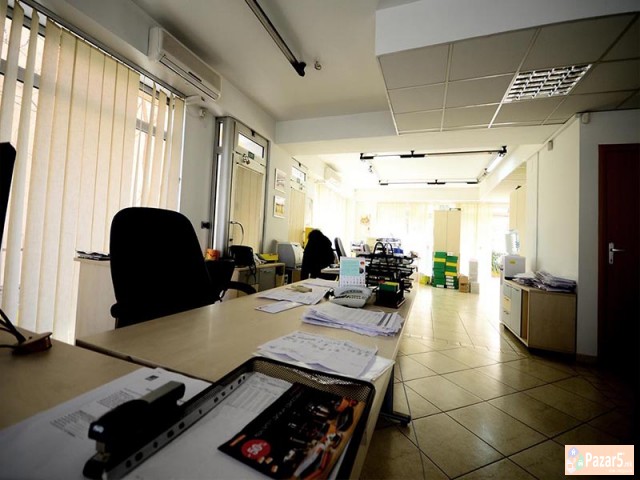 Se Izdava Deloven Prostor Vo Centar