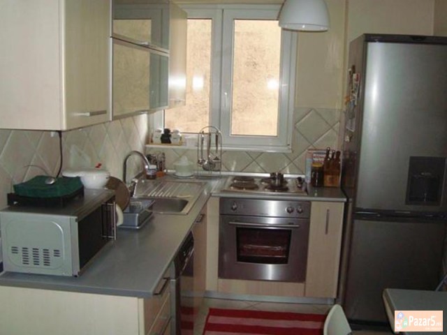 Se Izdava Trosoben Stan Vo Kisela Voda