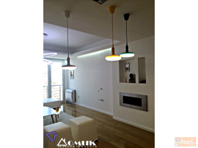 Domik Izdava Luksuzen Nevselen Stan Vo Debar Maalo