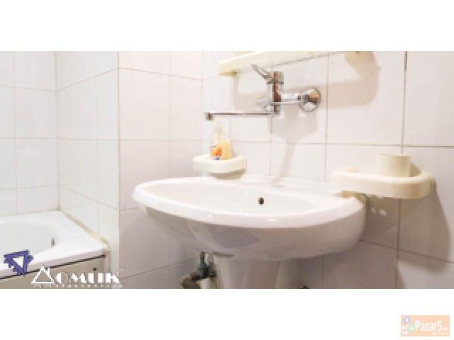 Domik Izdava 2 Soben Stan Kaj Nova Zeleznicka