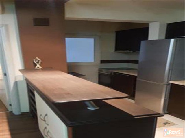 Se Izdava Trosoben Stan Vo Aerodrom