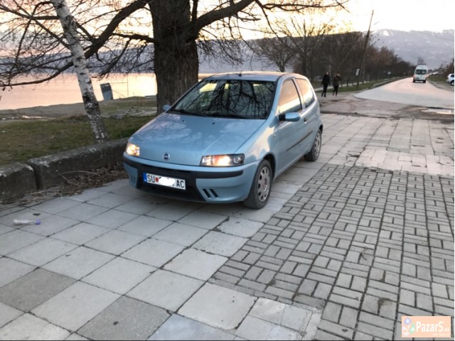 Fiat Punto 1.2 2002 Registrirano Do 12.03.2018 Uve