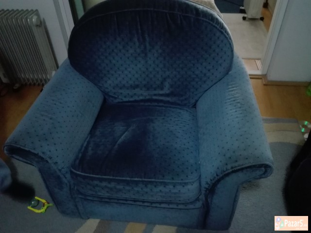 Се продава гарнитурa