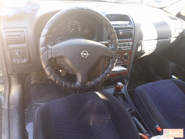 Se Prodava Ekstra Socuvana Kola