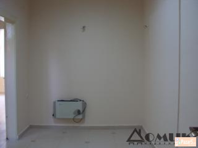 Domik Izdava Deloven Prostor Kaj Vlada 3 Kanc