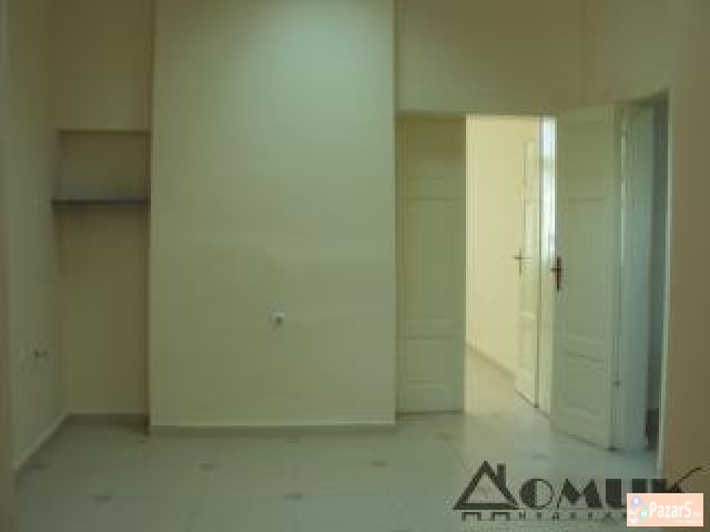 Domik Izdava Deloven Prostor Kaj Vlada 3 Kanc