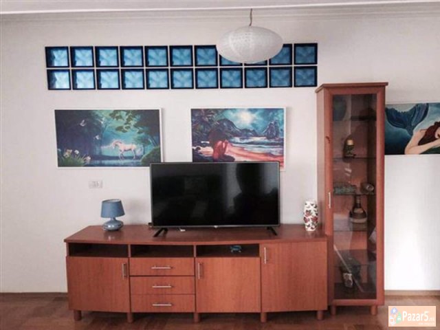 Se Izdava Trosoben Stan Vo Kozle