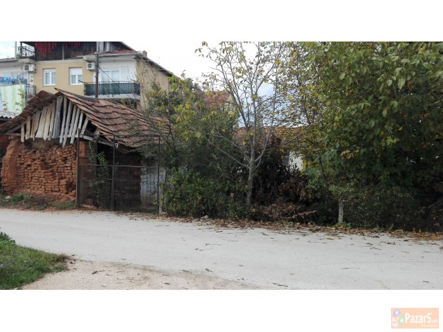 Kuka I Plac So Markkica Za Delovni Prostorii,kicev