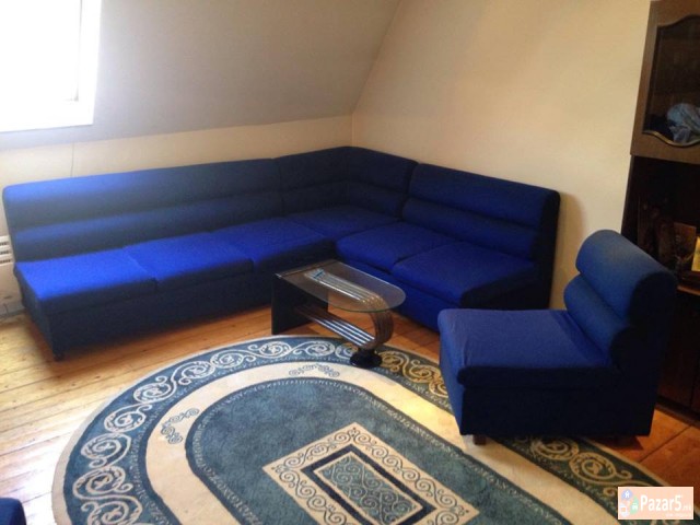 СЕ ПРОДАВА СЕДМОСЕД 