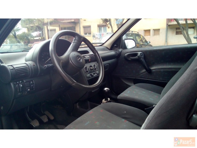 Ope Corsa 1.0 