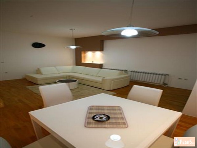 Se Izdava Nov Trosoben Stan Vo Debar Maalo