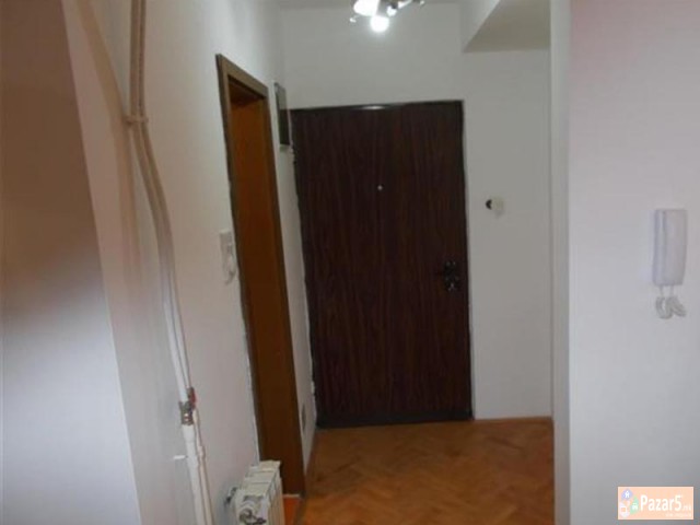 Se Izdava Prazen Stan Vo Hrom