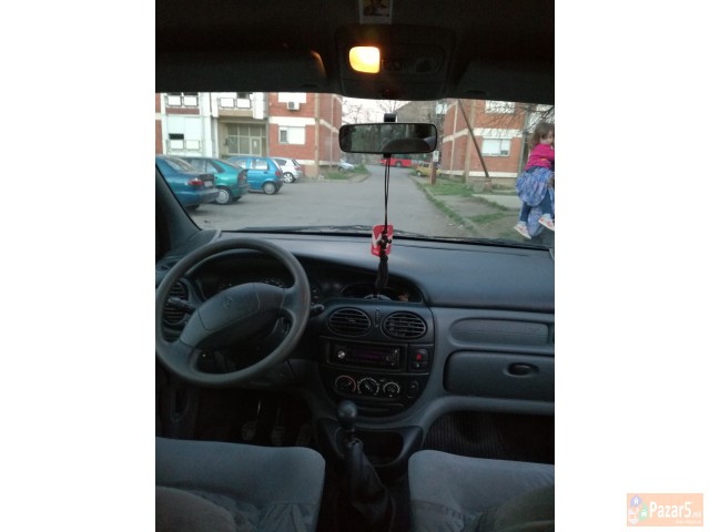 Renault Megane Scenic 1.6e