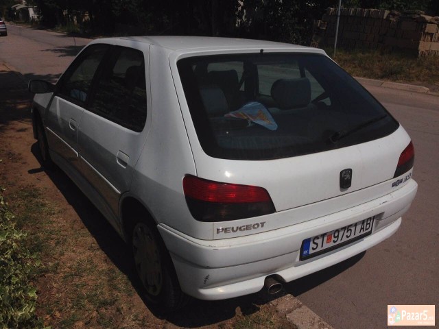 Peugeot 306