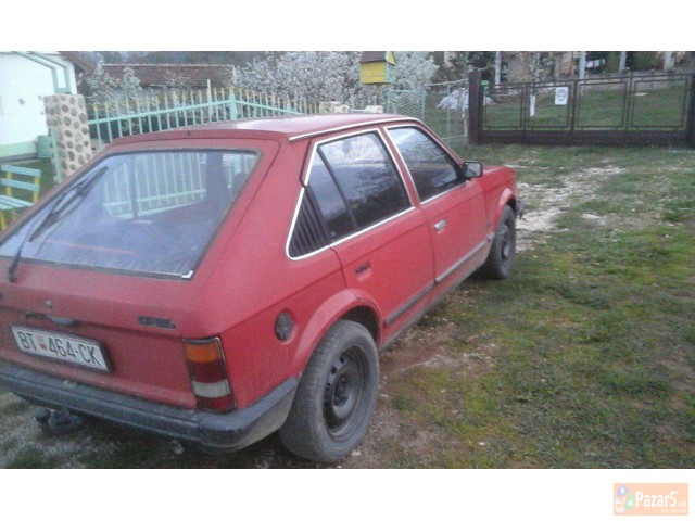 se prodava opel kadet 350e pali vozi vo dobre sost