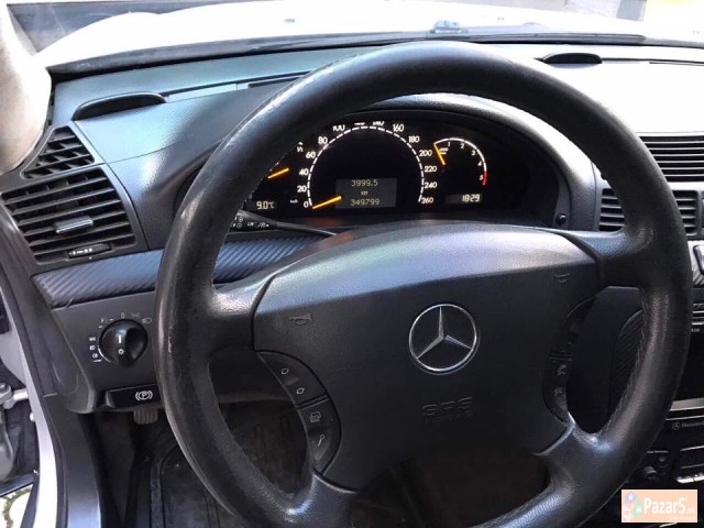 SE PRODAVA MERCEDES
