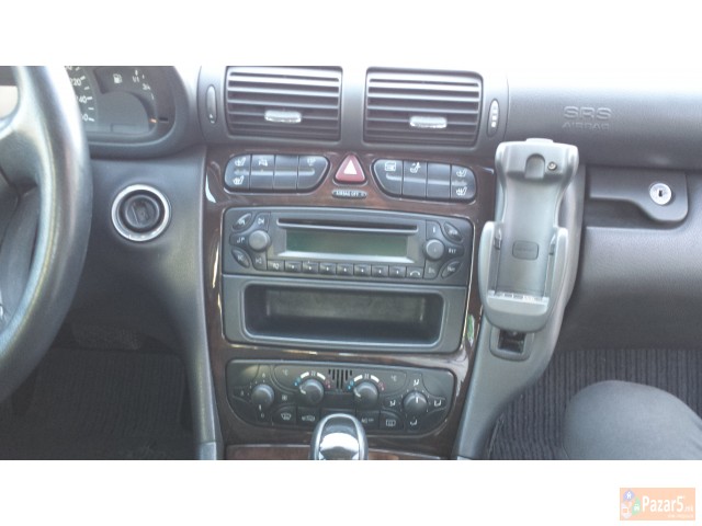 Mercedes C270 2003 Godina