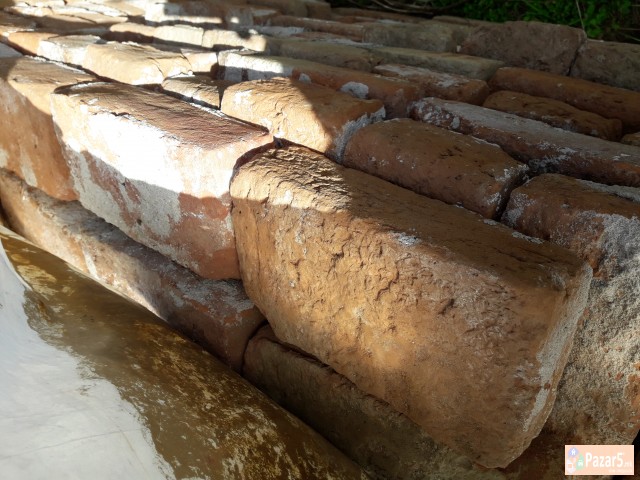 Peceni Tuli Цигли