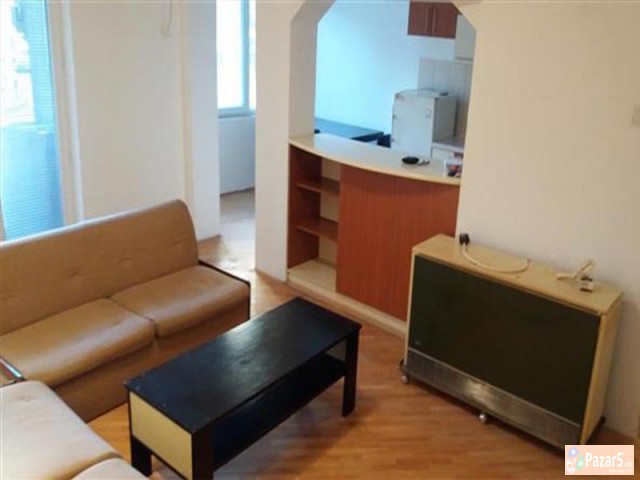 СЕ ИЗДАВА ТРОСОБЕН СТАН ВО АЕРОДРОМ